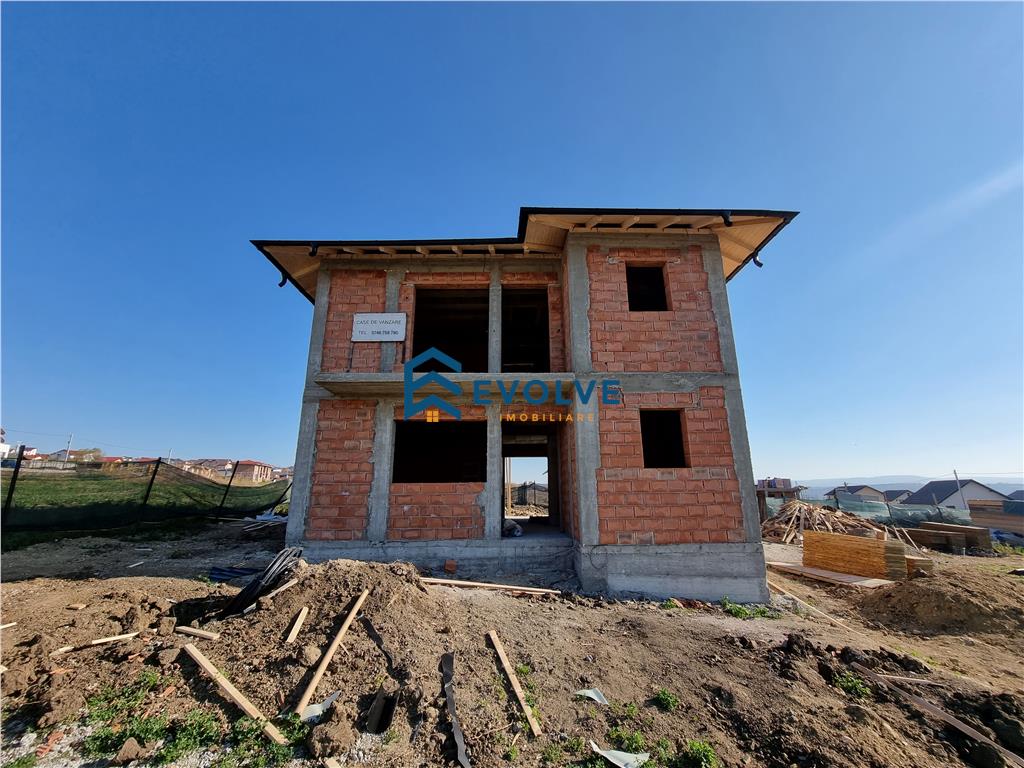 Casa individuala cu 4 camere, com. Miroslava, Valea Adanca, zona 5 Drumuri